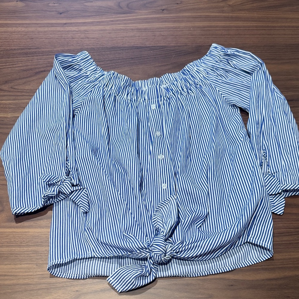 Active USA off shoulder top